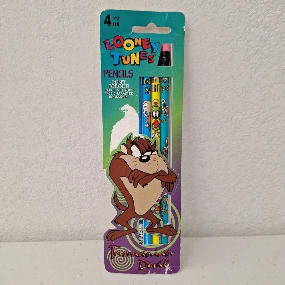 Vintage Looney Tunes Pencils 4 pack w/ Bookmark Warner Bros 1990s Made In USA